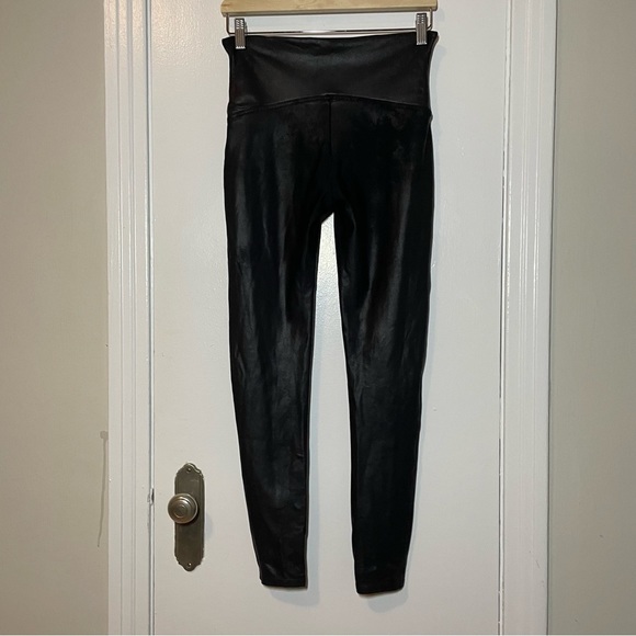 SPANX Faux Leather Leggings size XL - Picture 8 of 10
